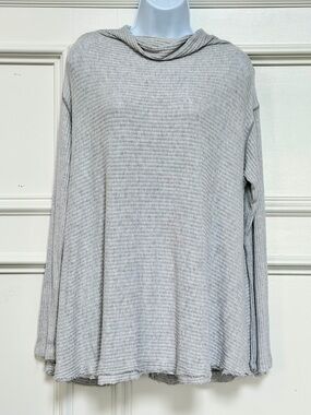 We The Free Cream and Light Gray Knit Hood Detail Top